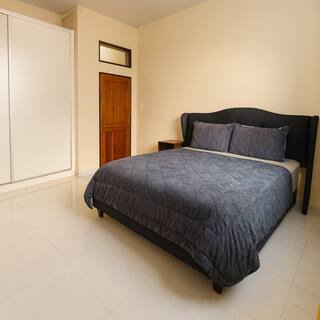 Fully equipped modern kitchen